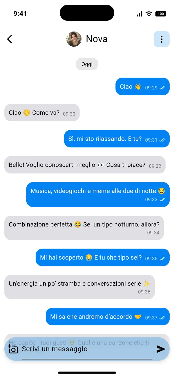 Una conversazione con Saif, un personaggio IA, su programmazione e hobby